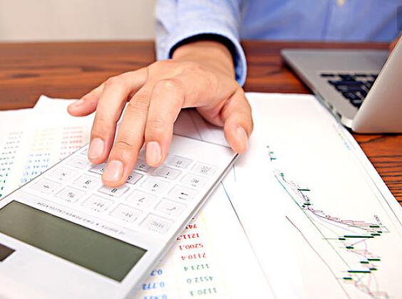 廣告設(shè)計(jì)企業(yè)稅收優(yōu)惠附加稅退稅的會(huì)計(jì)分錄解析